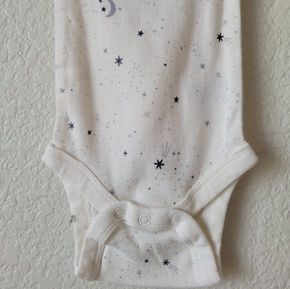 Newborn Onesie - Picture 2 of 4